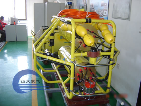 500m深海自主航行水下机器人（AUV）